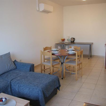 Apartman Adriatic Pula Buitenkant foto