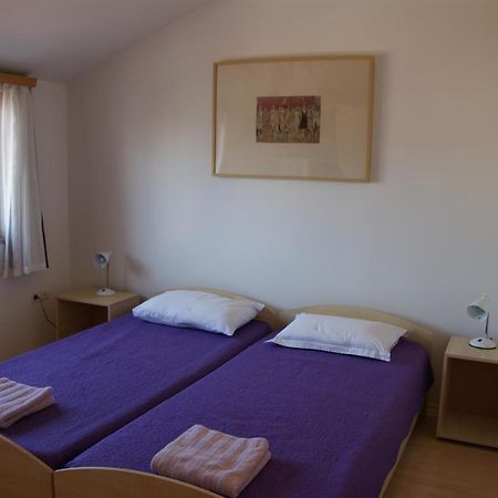 Apartman Adriatic Pula Buitenkant foto
