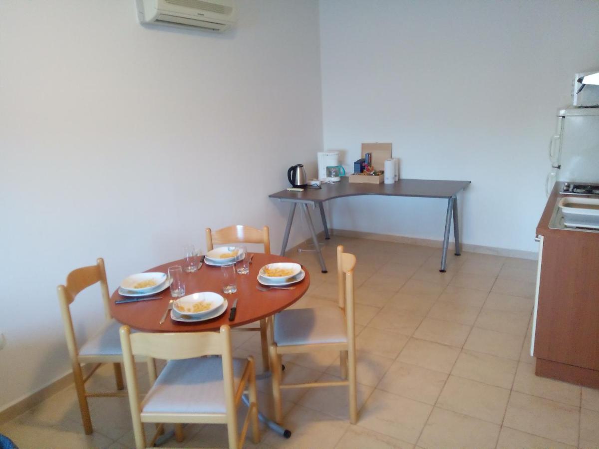 Apartman Adriatic Pula Buitenkant foto