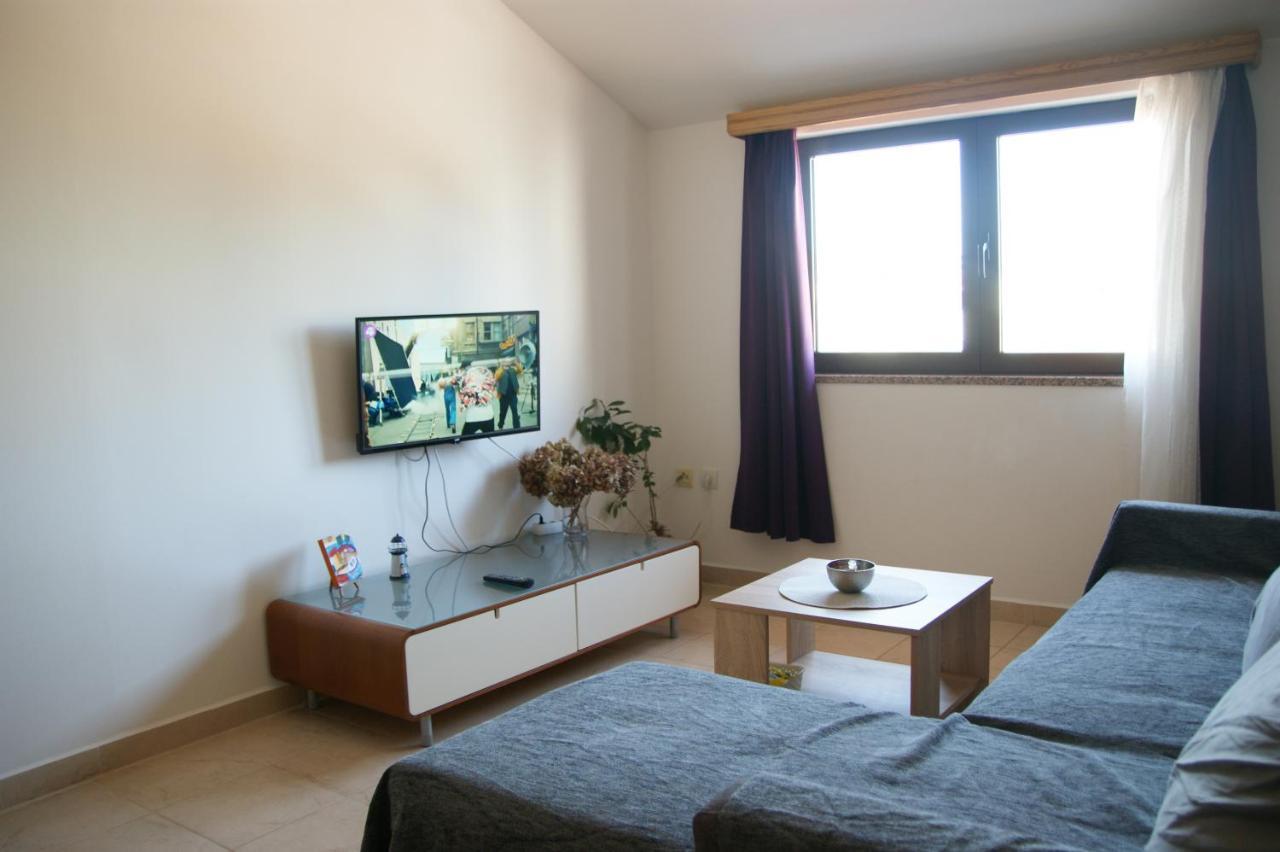 Apartman Adriatic Pula Buitenkant foto