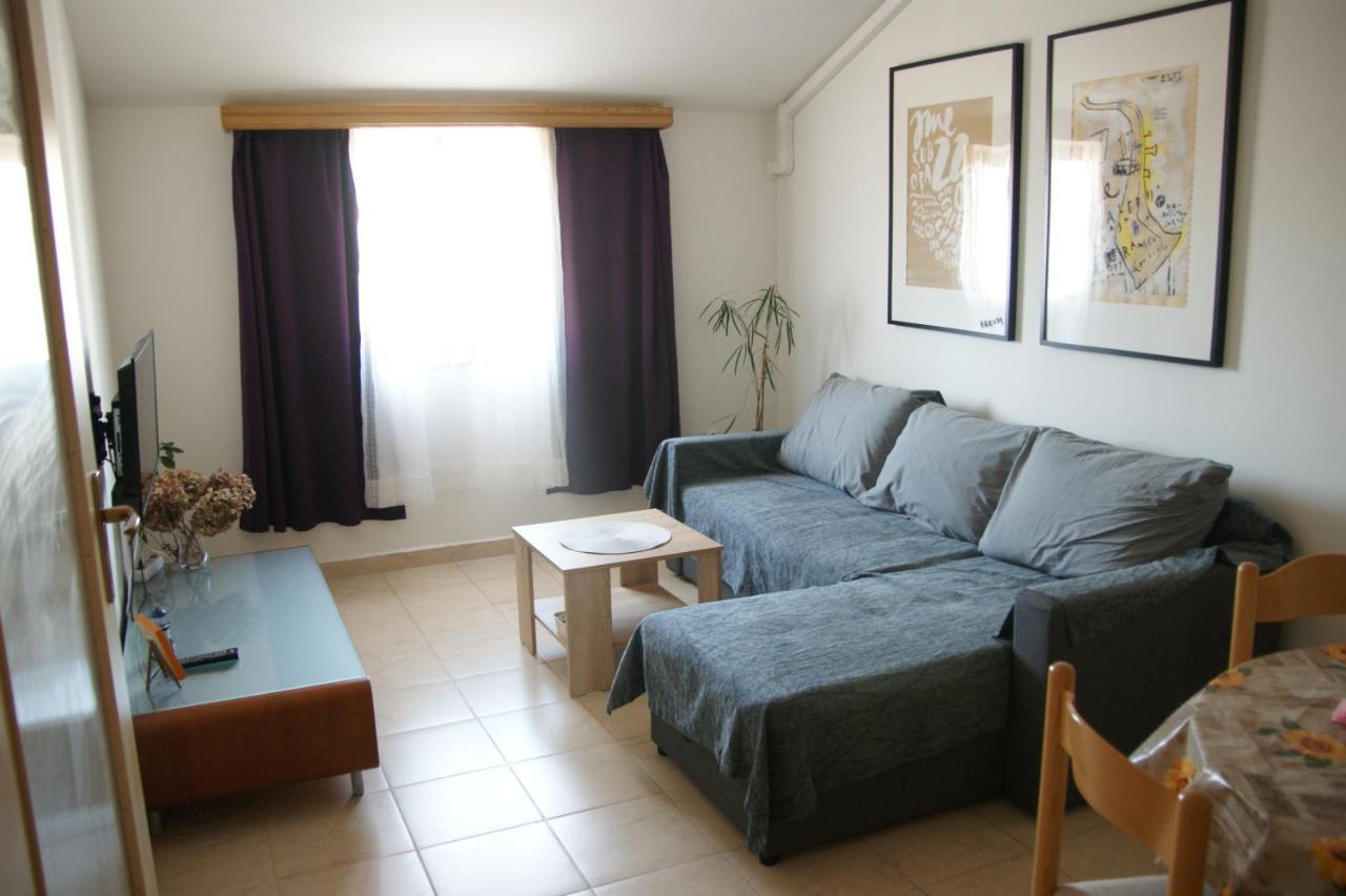Apartman Adriatic Pula Buitenkant foto