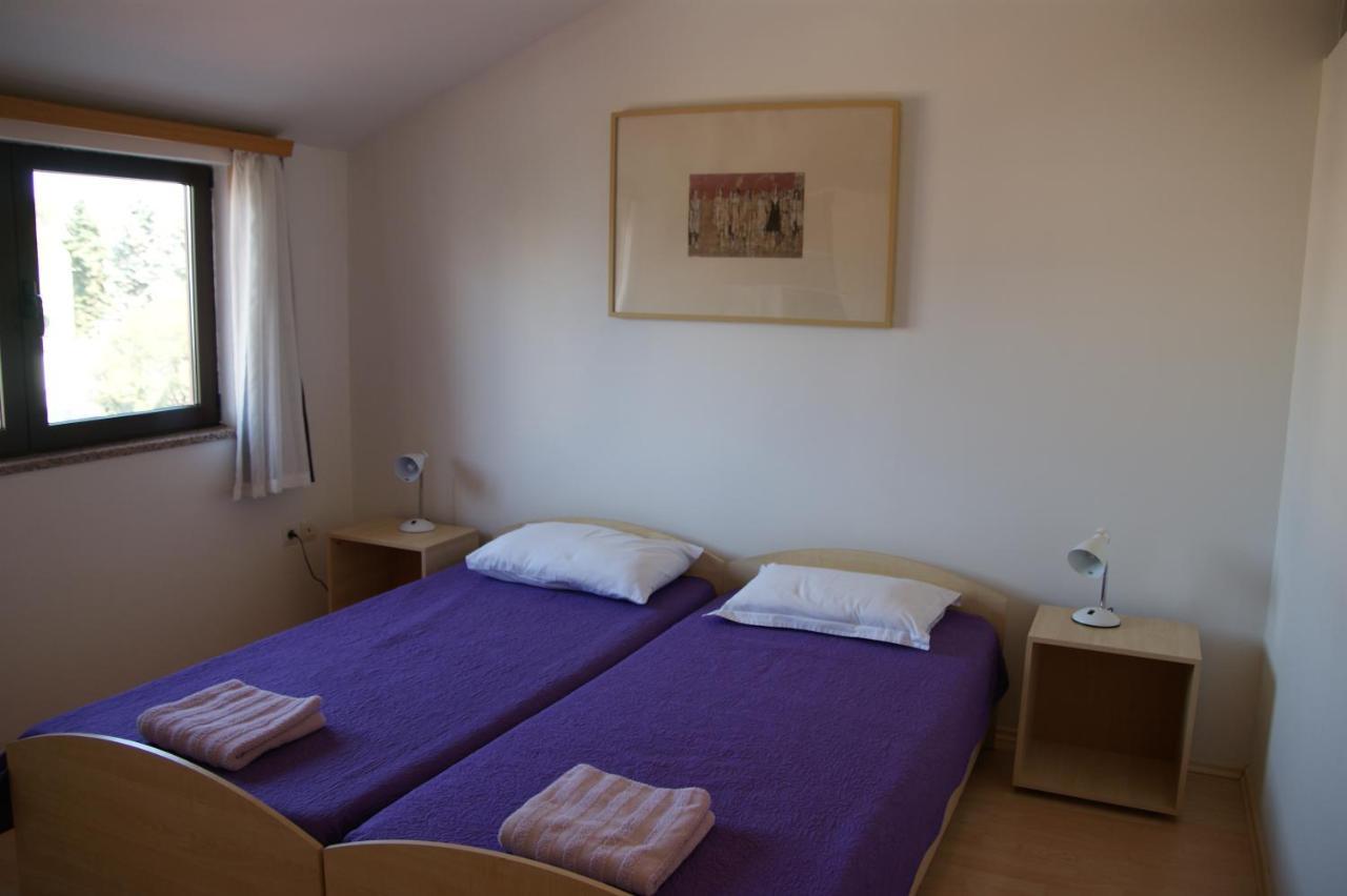 Apartman Adriatic Pula Buitenkant foto