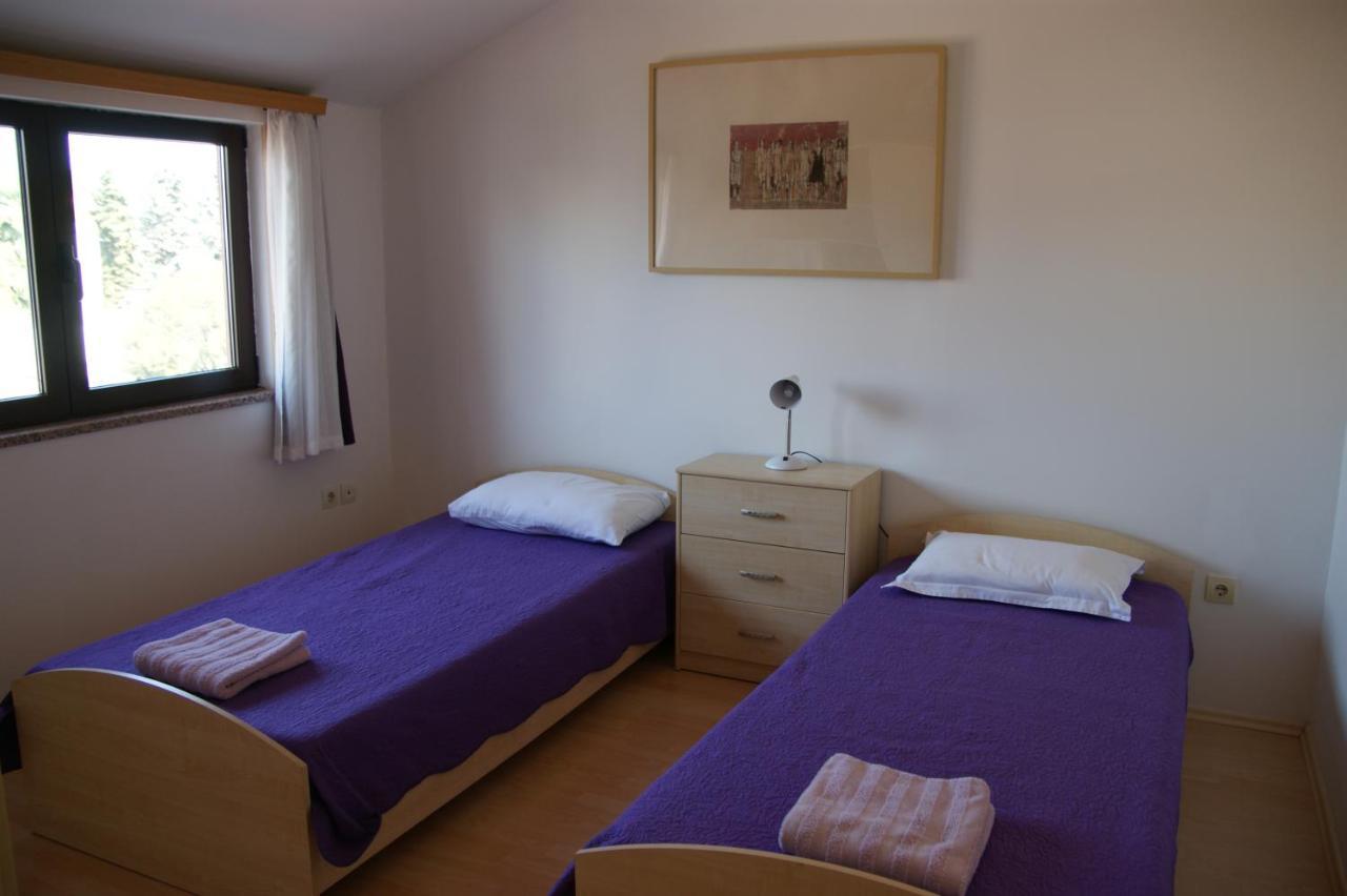 Apartman Adriatic Pula Buitenkant foto