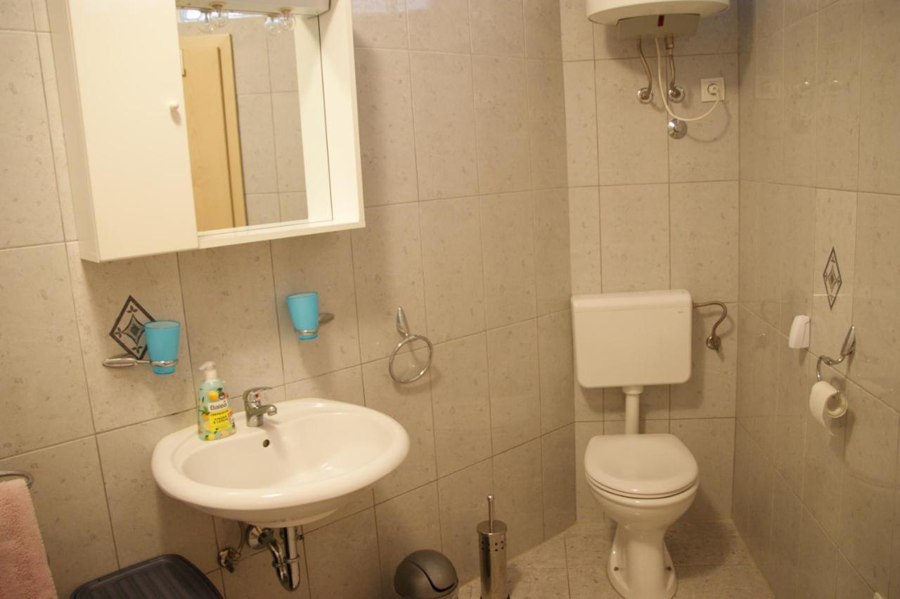 Apartman Adriatic Pula Buitenkant foto