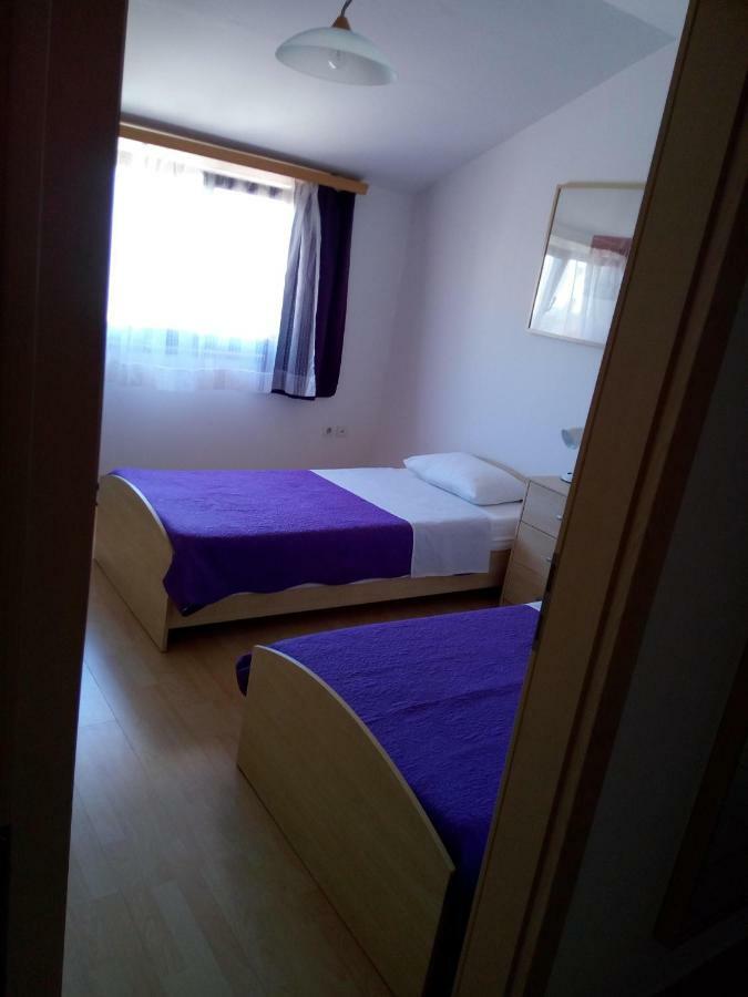 Apartman Adriatic Pula Buitenkant foto