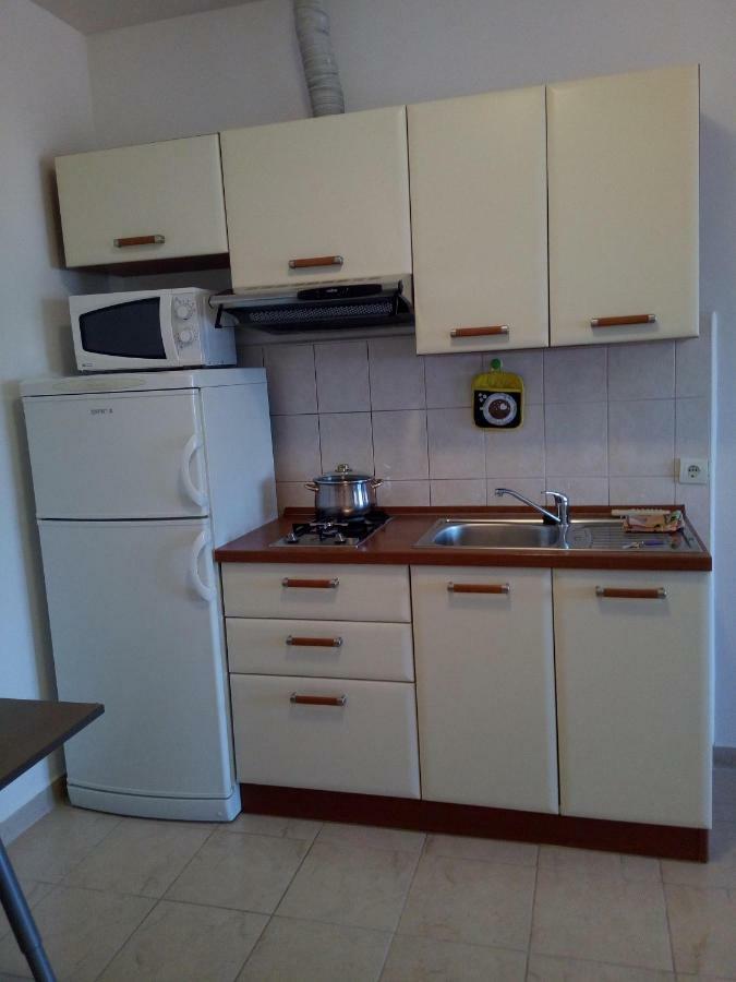 Apartman Adriatic Pula Buitenkant foto